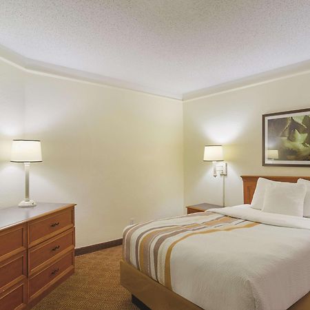 La Quinta Inn By Wyndham Denver Cherry Creek Luaran gambar