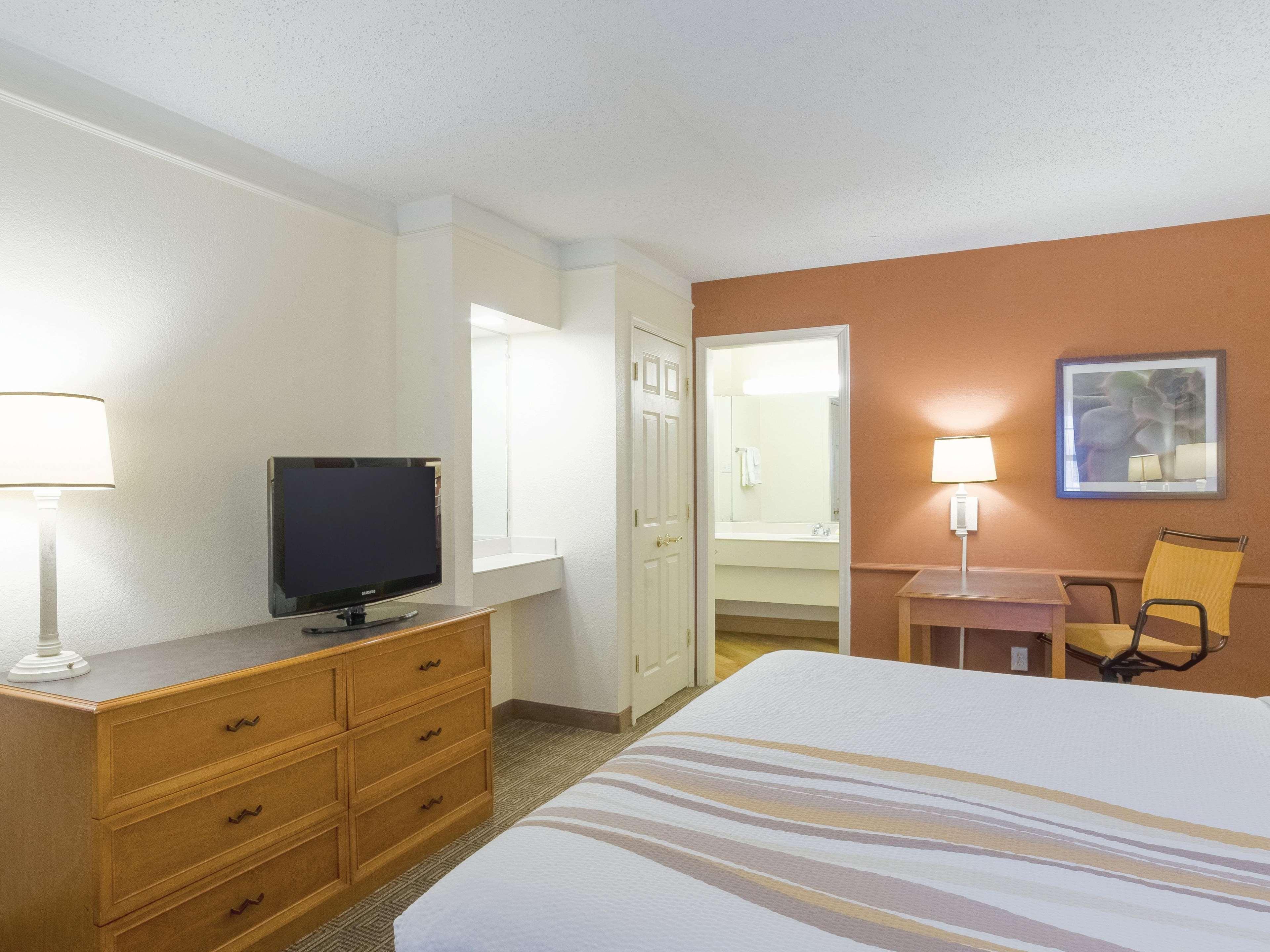 La Quinta Inn By Wyndham Denver Cherry Creek Luaran gambar